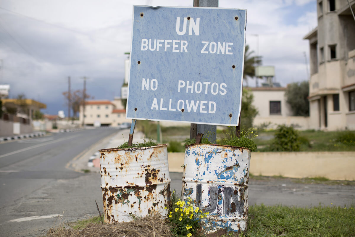 Birleşmiş Milletler’e ait Yeşil Hat, Kıbrıs. (Reuters/Neil Hall)